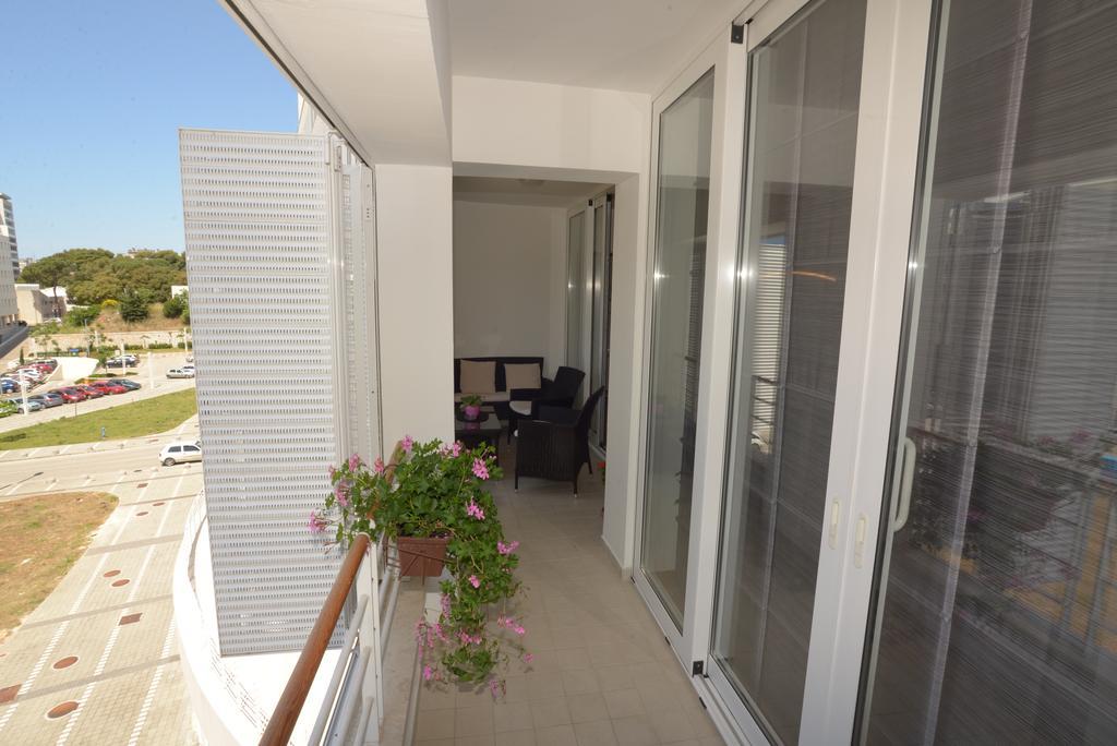 Base Bridge Apartment - Zadar City Centre - Free Parking Kültér fotó